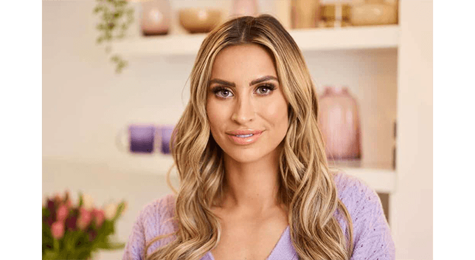  Trouble Meets Ferne McCann